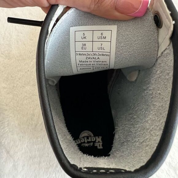 Dr. Martens White Zavala Combat Boots Lace Up 6 Women - Picture 11 of 11